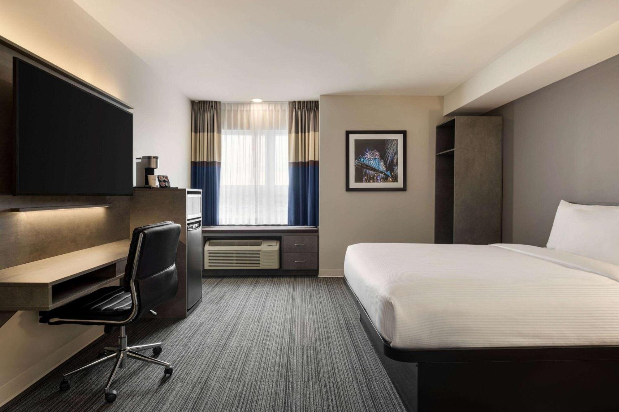 Microtel Inn & Suites By Wyndham Boisbriand Sainte-Thérèse-de-Blainville Eksteriør bilde